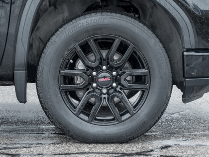 used 2022 GMC Sierra 1500 car, priced at $45,683