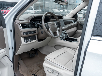 used 2021 GMC Yukon XL car, priced at $73,993