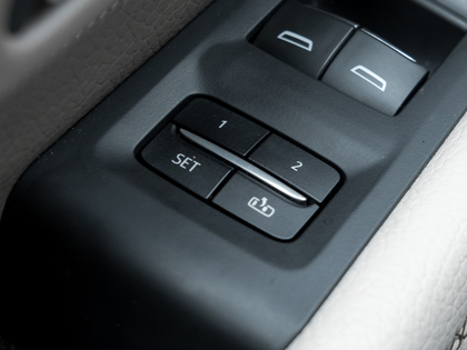 used 2021 GMC Yukon XL car, priced at $73,993