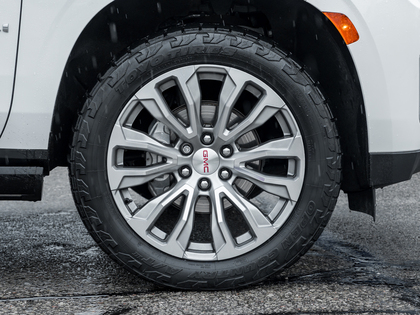 used 2021 GMC Yukon XL car, priced at $73,993