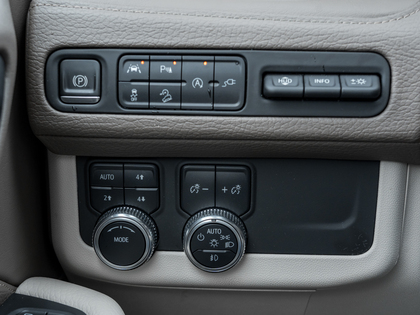 used 2021 GMC Yukon XL car, priced at $73,993