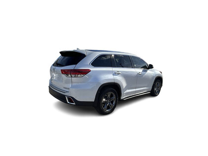 used 2018 Toyota Highlander car, priced at $32,299