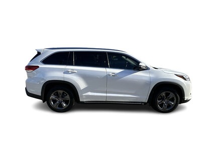 used 2018 Toyota Highlander car, priced at $32,299