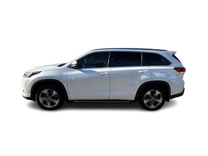 used 2018 Toyota Highlander car, priced at $32,299