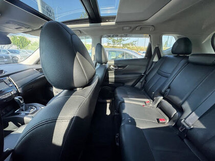 used 2017 Nissan Rogue car
