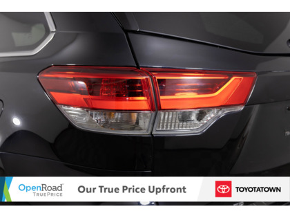 used 2018 Toyota Highlander car, priced at $25,998