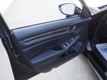 used 2019 Honda Accord Sedan car, priced at $31,900