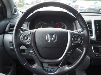 used 2016 Honda Pilot car, priced at $26,900