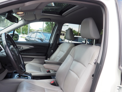 used 2016 Honda Pilot car, priced at $26,900