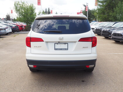 used 2016 Honda Pilot car, priced at $26,900