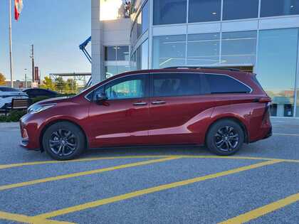 used 2024 Toyota Sienna car, priced at $64,995