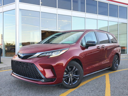 used 2024 Toyota Sienna car, priced at $64,995