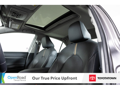 used 2020 Toyota Camry Hybrid car, priced at $34,998