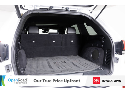used 2020 Jeep Grand Cherokee car, priced at $29,998