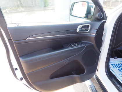 used 2020 Jeep Grand Cherokee car, priced at $33,900