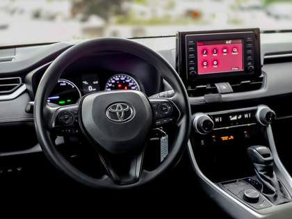used 2021 Toyota RAV4 car, priced at $28,495