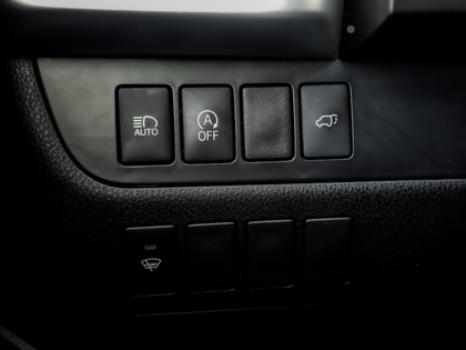 used 2019 Toyota Highlander car, priced at $33,995