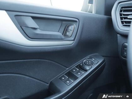 used 2022 Ford Escape car, priced at $24,900