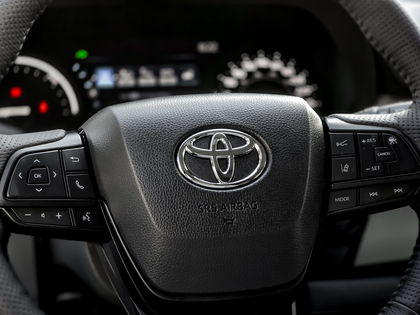 used 2025 Toyota Sienna car, priced at $59,995