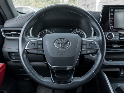 used 2021 Toyota Highlander car, priced at $44,993