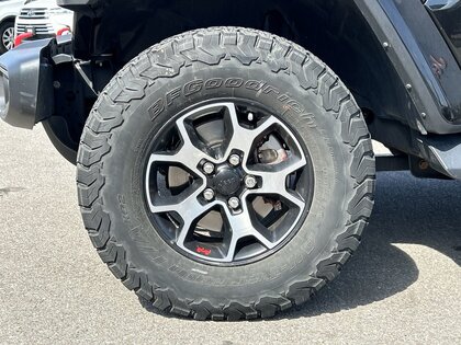 used 2021 Jeep Wrangler Unlimited car, priced at $38,700