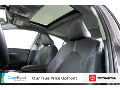 used 2020 Toyota Camry Hybrid car, priced at $34,498