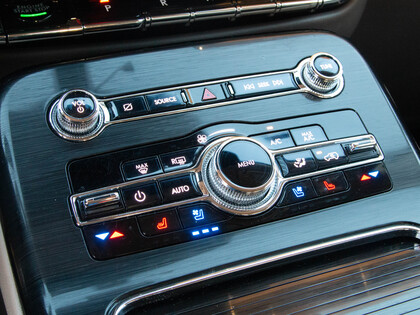 used 2021 Lincoln Nautilus car, priced at $34,900