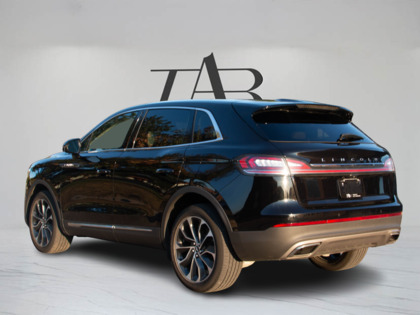 used 2021 Lincoln Nautilus car, priced at $34,900