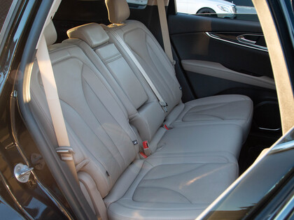 used 2021 Lincoln Nautilus car, priced at $34,900