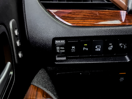 used 2018 Toyota Sienna car, priced at $42,495