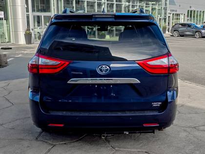 used 2018 Toyota Sienna car, priced at $42,495