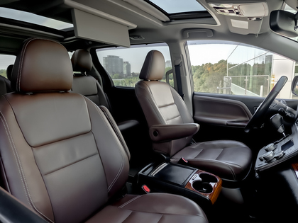 used 2018 Toyota Sienna car, priced at $42,495