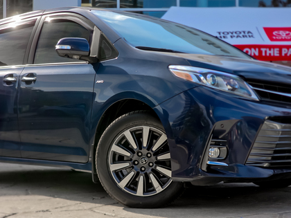used 2018 Toyota Sienna car, priced at $42,495
