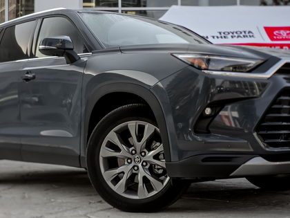 used 2025 Toyota Grand Highlander car, priced at $67,995