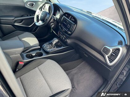 used 2022 Kia Soul car, priced at $23,998