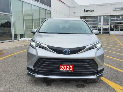 used 2023 Toyota Sienna car, priced at $48,995