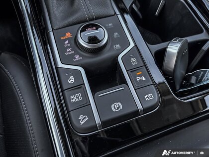 used 2025 Kia Sorento car, priced at $47,198