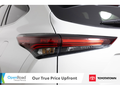 used 2024 Toyota Highlander car, priced at $50,998
