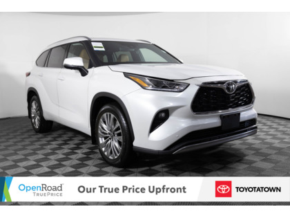 used 2024 Toyota Highlander car, priced at $50,998