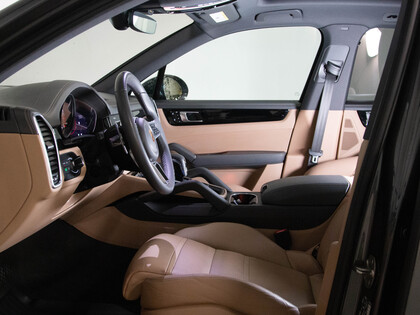 used 2022 Porsche Cayenne car, priced at $69,900