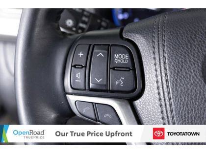 used 2019 Toyota Highlander car, priced at $35,998