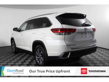 used 2019 Toyota Highlander car, priced at $35,998