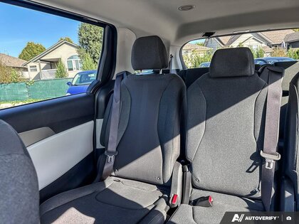used 2022 Kia Carnival car, priced at $33,949