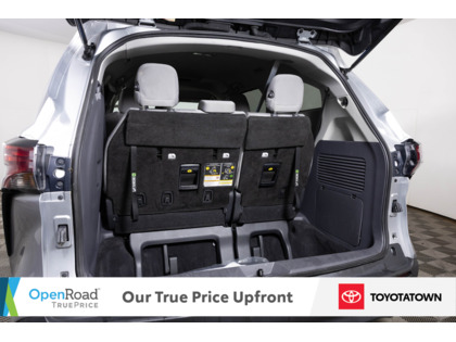 used 2022 Toyota Sienna car, priced at $49,798