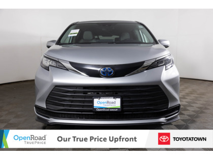 used 2022 Toyota Sienna car, priced at $49,798