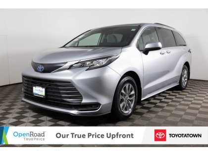 used 2022 Toyota Sienna car, priced at $49,998