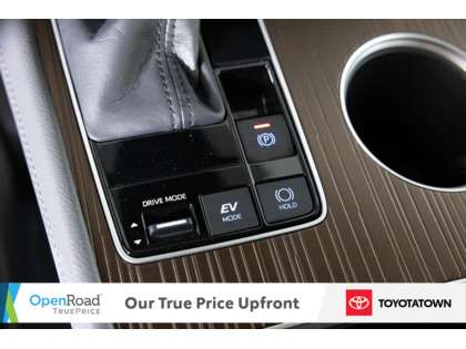 used 2022 Toyota Sienna car, priced at $49,798