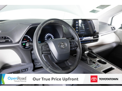 used 2022 Toyota Sienna car, priced at $49,798