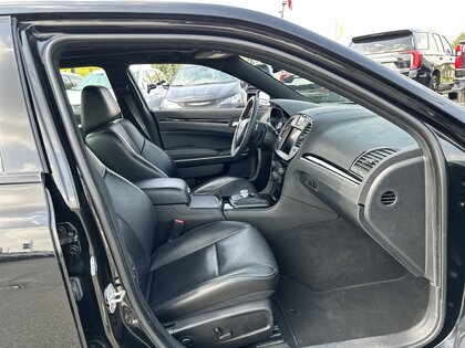 used 2023 Chrysler 300 car