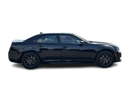 used 2023 Chrysler 300 car